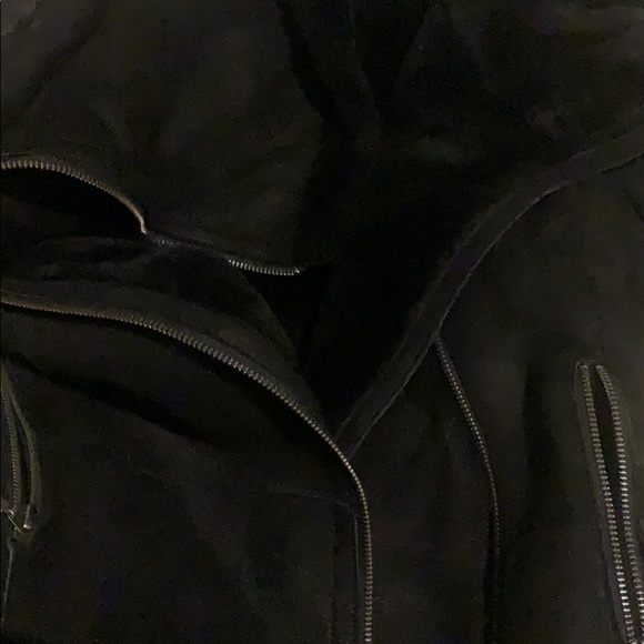 It’s still cold out 🌬💨❄️ - Picture 4 of 4